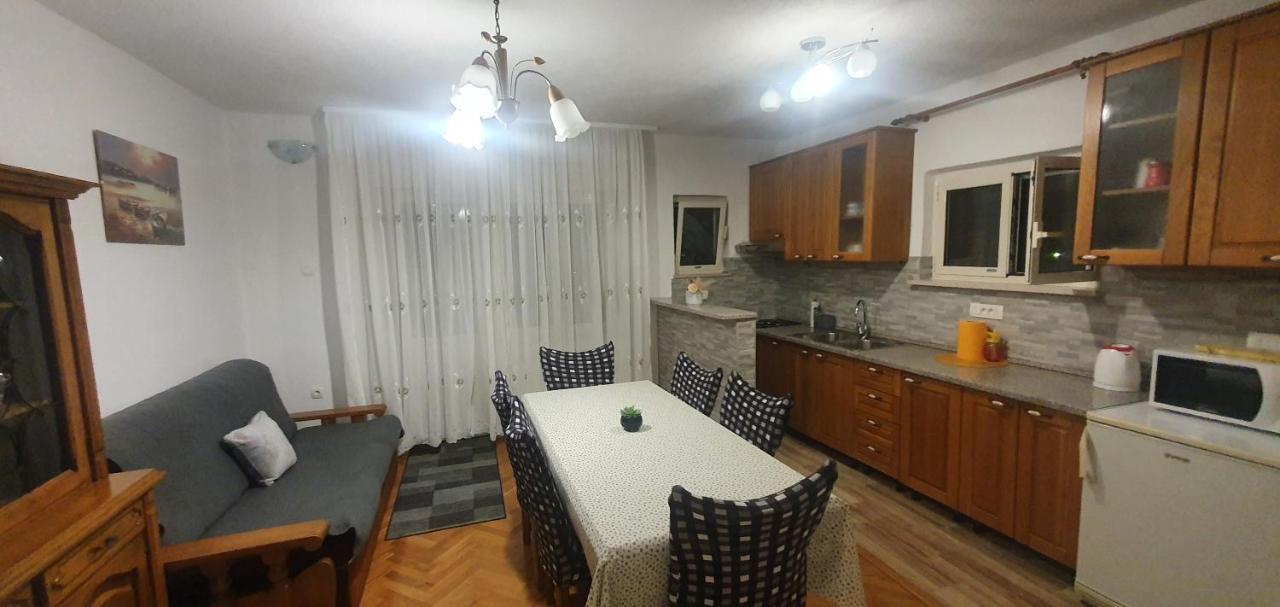 טרוגיר Apartmani Matea מראה חיצוני תמונה